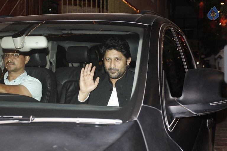 Celebrities at Amitabh Bachchan Hosted Diwali 2015 Party 2 - 39 / 84 photos