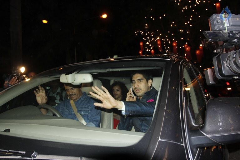 Celebrities at Amitabh Bachchan Hosted Diwali 2015 Party 2 - 56 / 84 photos