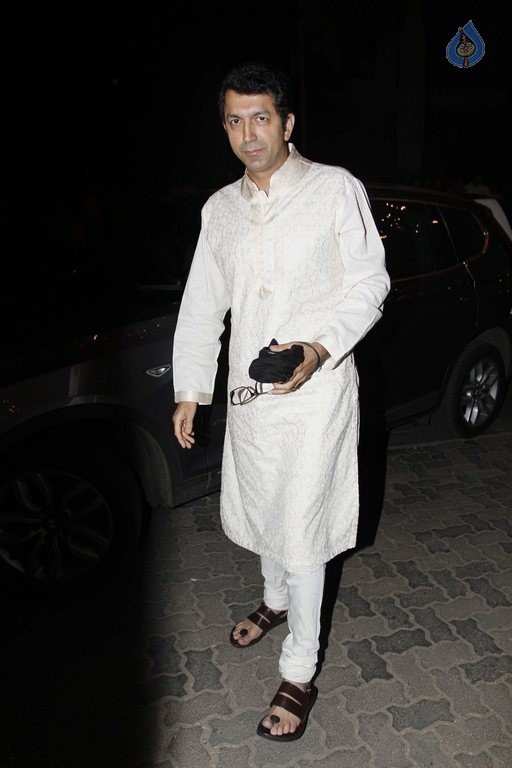 Celebrities at Amitabh Bachchan Hosted Diwali 2015 Party 2 - 70 / 84 photos