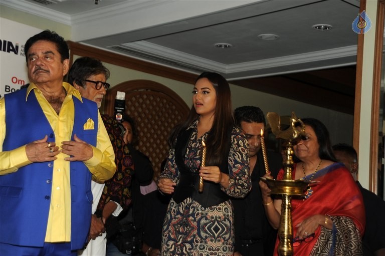 Celebrities at Shatrughan Sinha Biography Launch - 3 / 17 photos