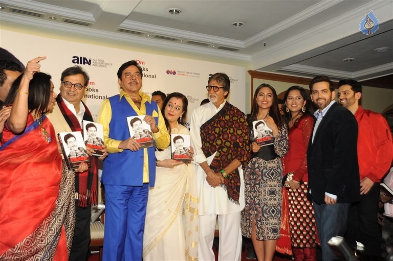 Celebrities at Shatrughan Sinha Biography Launch - 11 / 17 photos