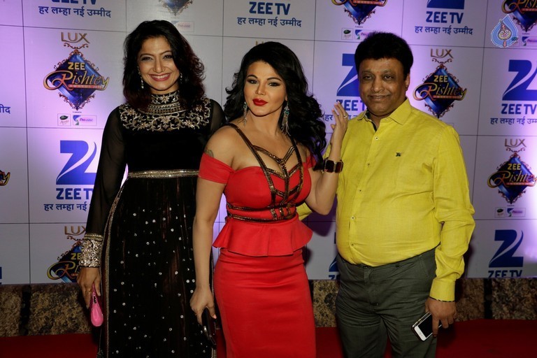 Celebrities at Zee Rishtey Awards 2015 - 31 / 93 photos