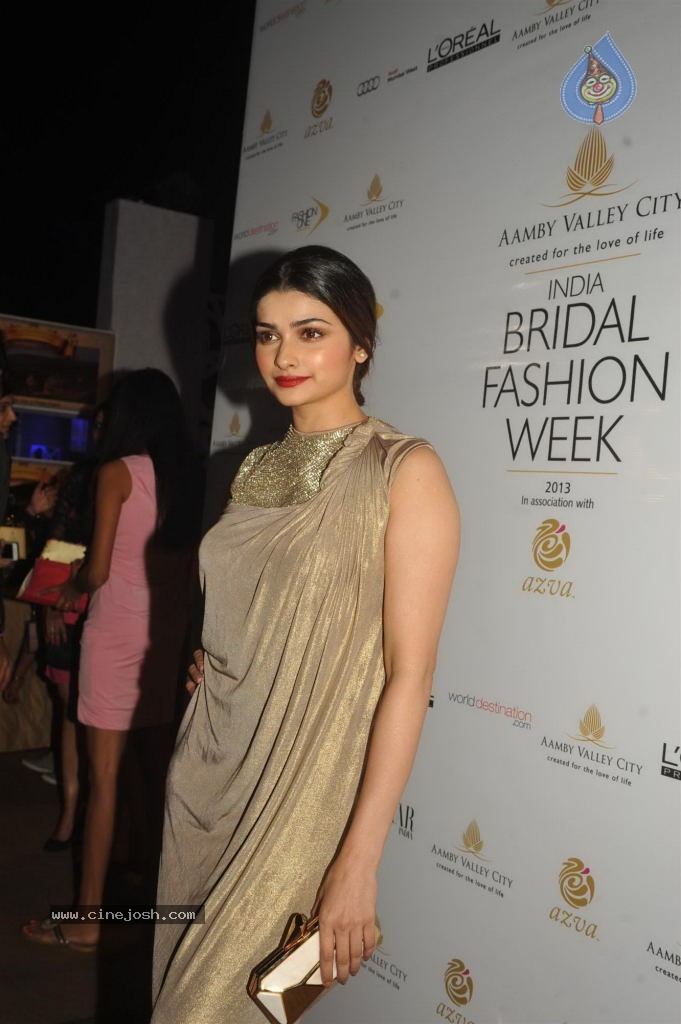 Celebs at Aamby Valley India Bridal Fashion Week - 63 / 78 photos