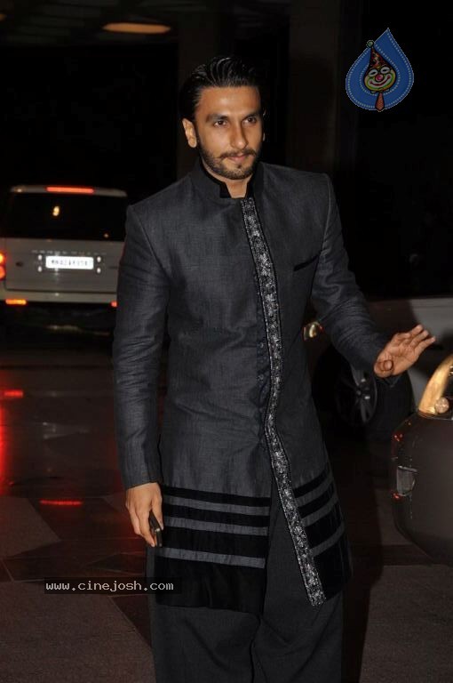 Celebs at Esha Deol Sangeet Ceremony - 47 / 149 photos