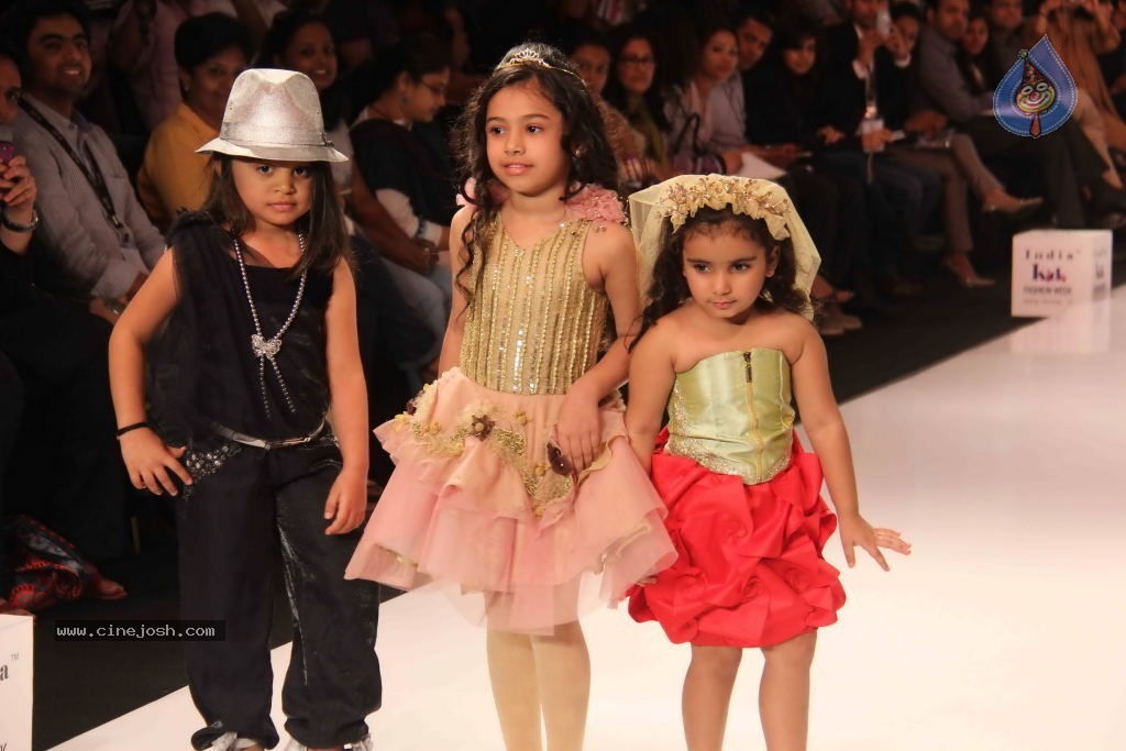 Celebs at India Kids Fashion Week - 64 / 111 photos
