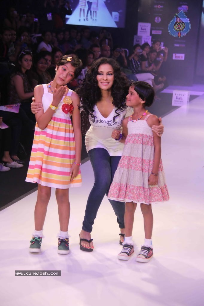 Celebs at India Kids Fashion Week - 73 / 111 photos