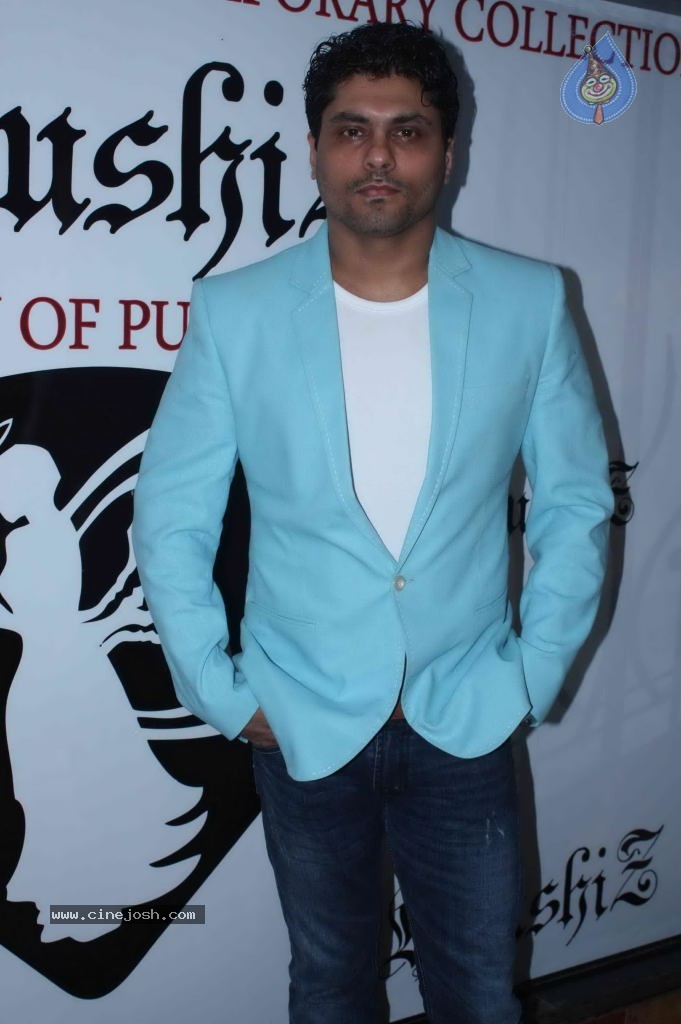 Celebs at Khushiz Store Launch - 23 / 66 photos