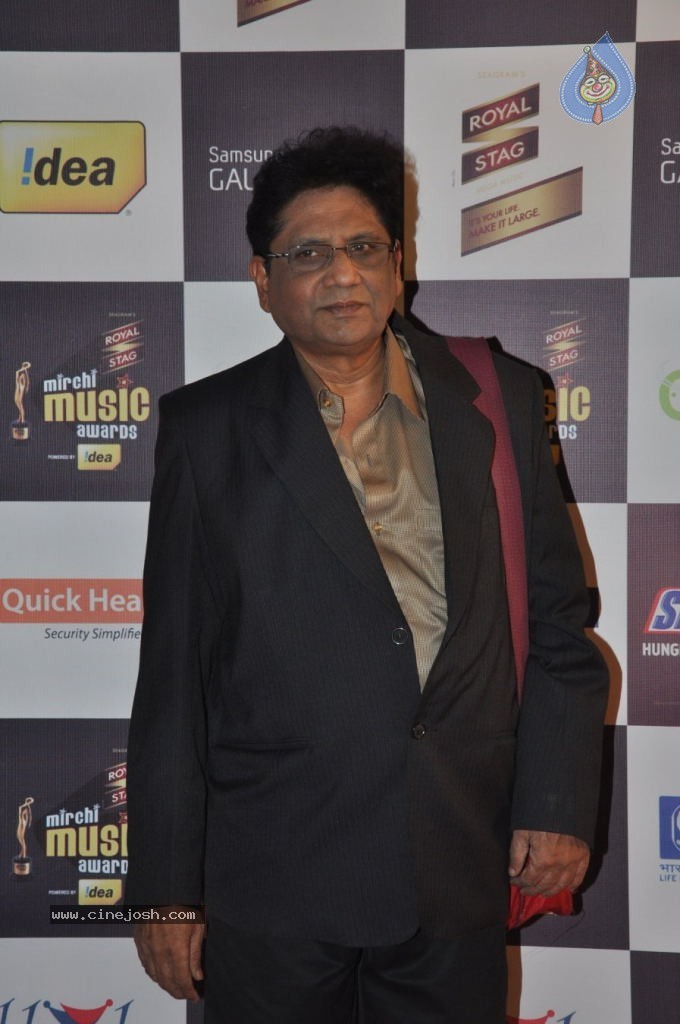 Celebs at Mirchi Music Awards 2012 - 3 / 90 photos