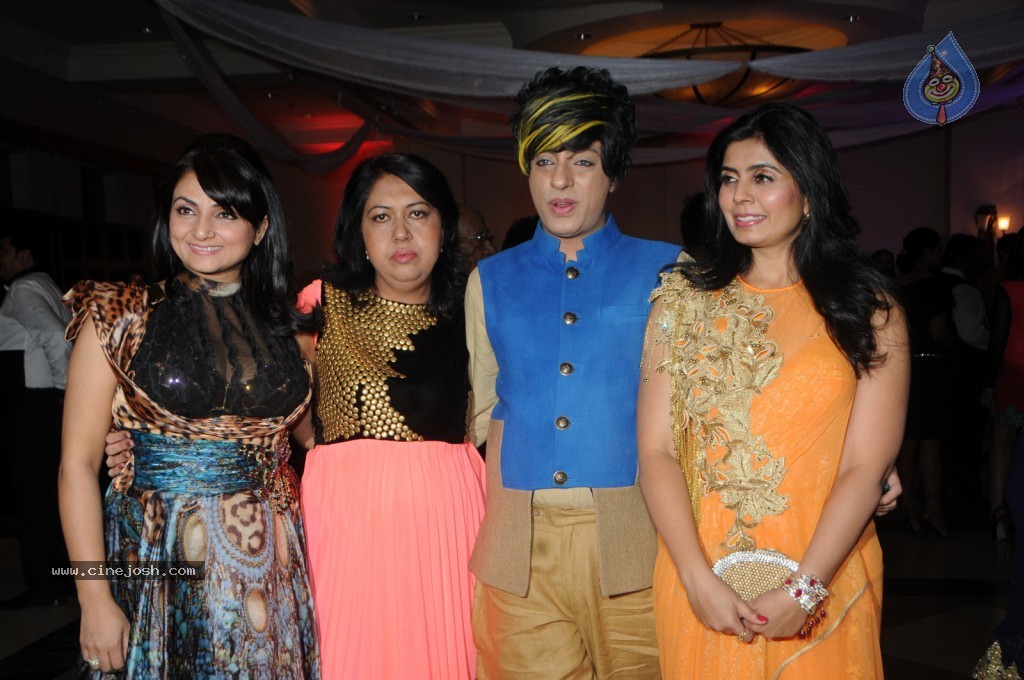 Celebs at Rohit Verma Fashion Show - 14 / 121 photos