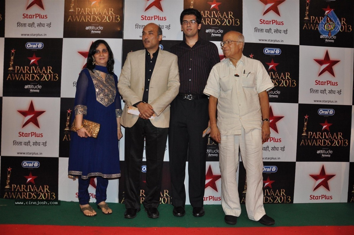 Celebs at Star Parivaar Awards 2013 - 7 / 161 photos