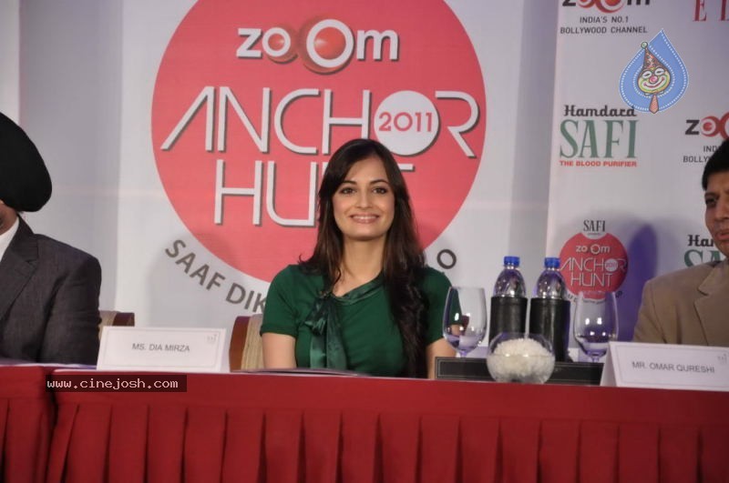 Dia Mirza Launches Zoom Anchor Hunt 2011 - 23 / 23 photos