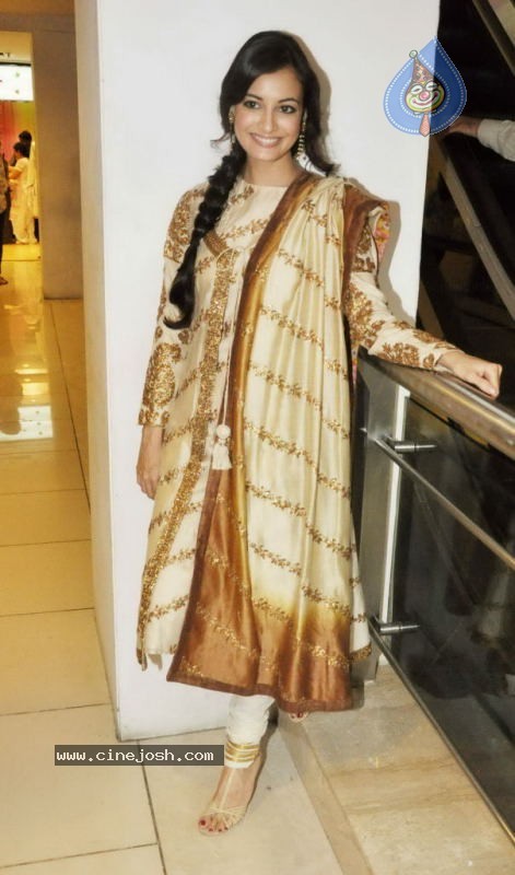 Dia Mirza Unveils Adler and Roth New Collection - 11 / 40 photos