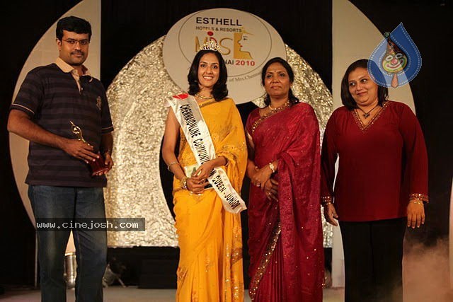 Esthell Miss Chennai 2010 - 28 / 54 photos