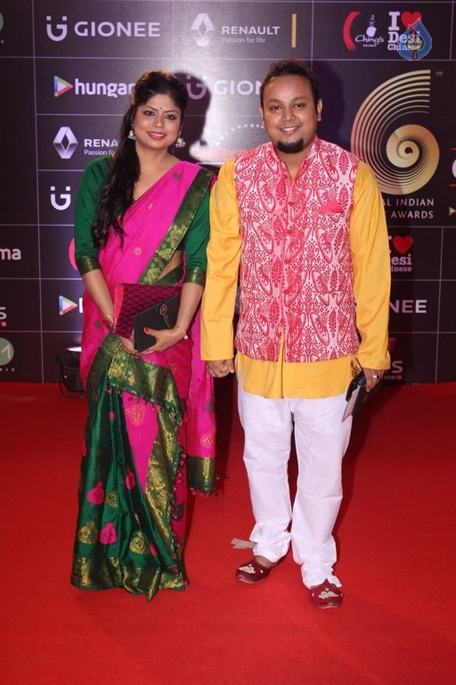 GIMA Awards 2016 Red Carpet Photos - 4 / 73 photos