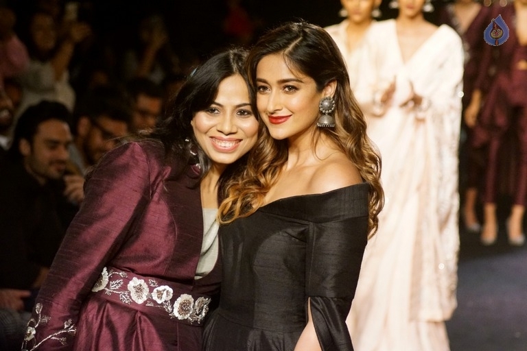 Ileana at LFW Winter Festive 2017 - 7 / 21 photos