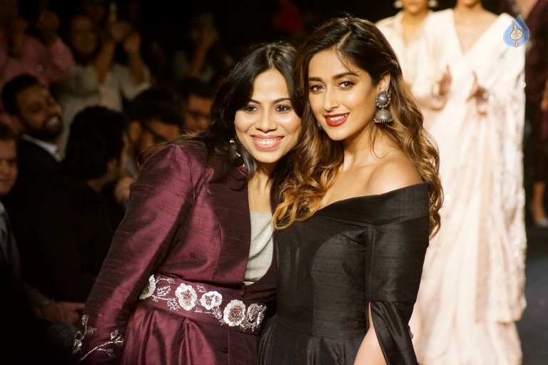 Ileana at LFW Winter Festive 2017 - 14 / 21 photos