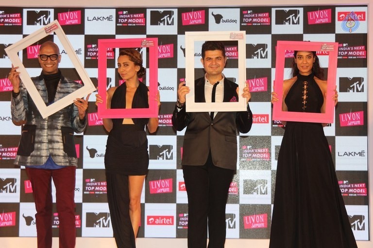 Indias Next Top Model Season 2 Launch - 17 / 33 photos