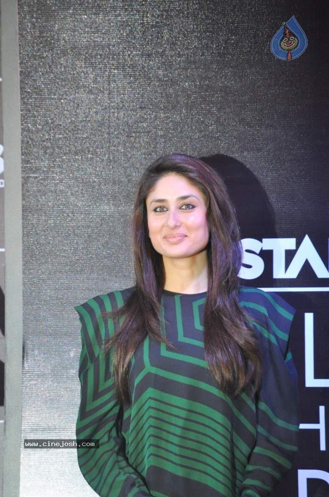 Kareena Kapoor at UTV Stars Event - 4 / 27 photos