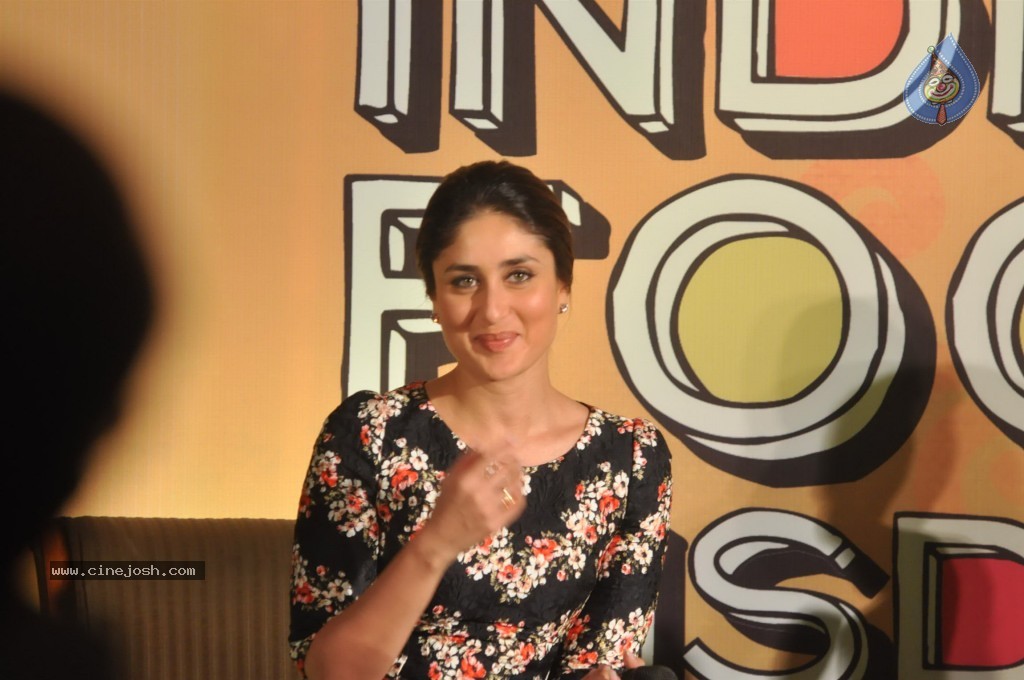 Kareena Kapoor Launches Indian Food Wisdom DVD - 13 / 68 photos