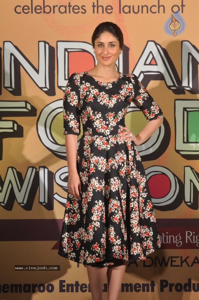 Kareena Kapoor Launches Indian Food Wisdom DVD - 28 / 68 photos