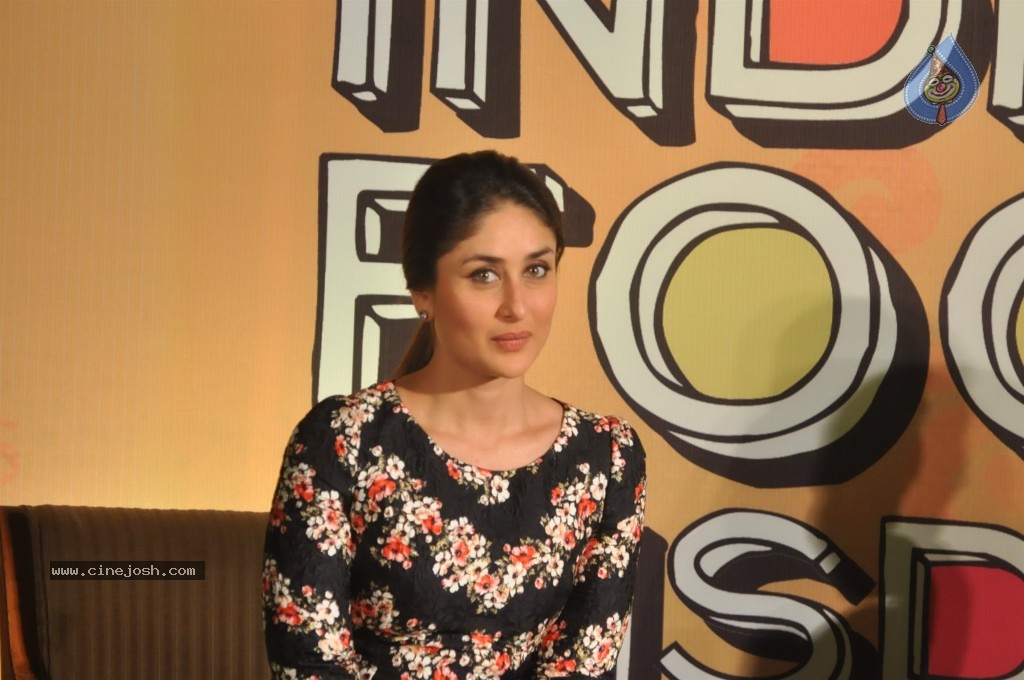 Kareena Kapoor Launches Indian Food Wisdom DVD - 30 / 68 photos