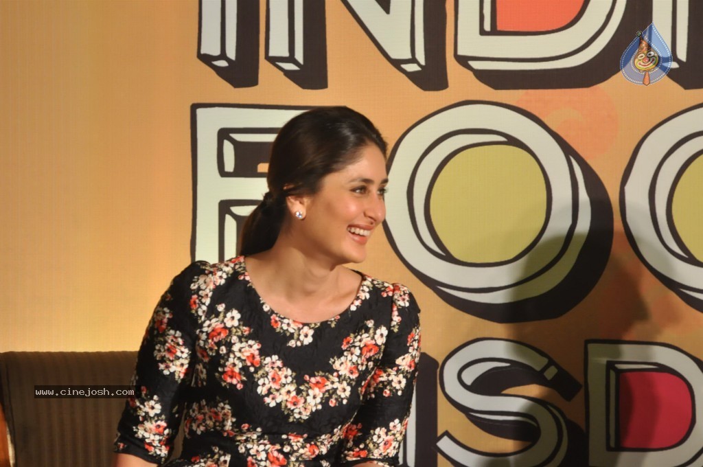 Kareena Kapoor Launches Indian Food Wisdom DVD - 34 / 68 photos