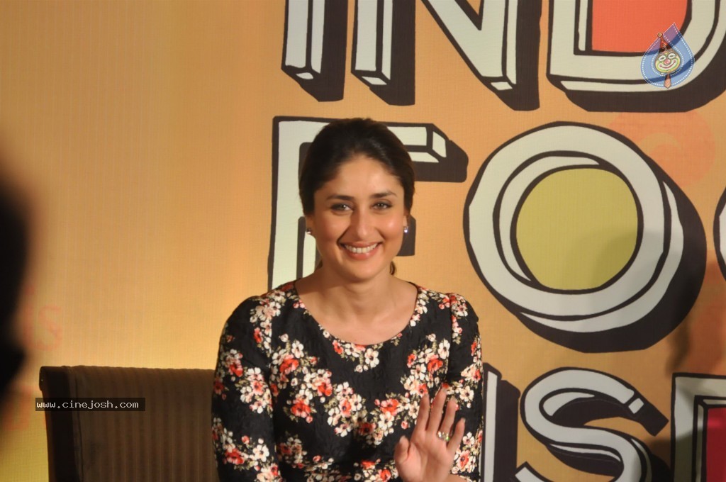 Kareena Kapoor Launches Indian Food Wisdom DVD - 37 / 68 photos