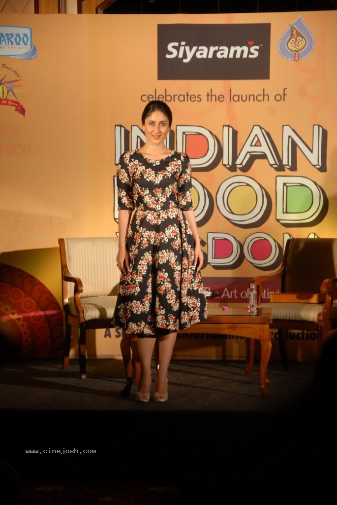 Kareena Kapoor Launches Indian Food Wisdom DVD - 46 / 68 photos