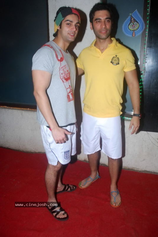 Kushal Punjabi Birthday Bash - 41 / 47 photos