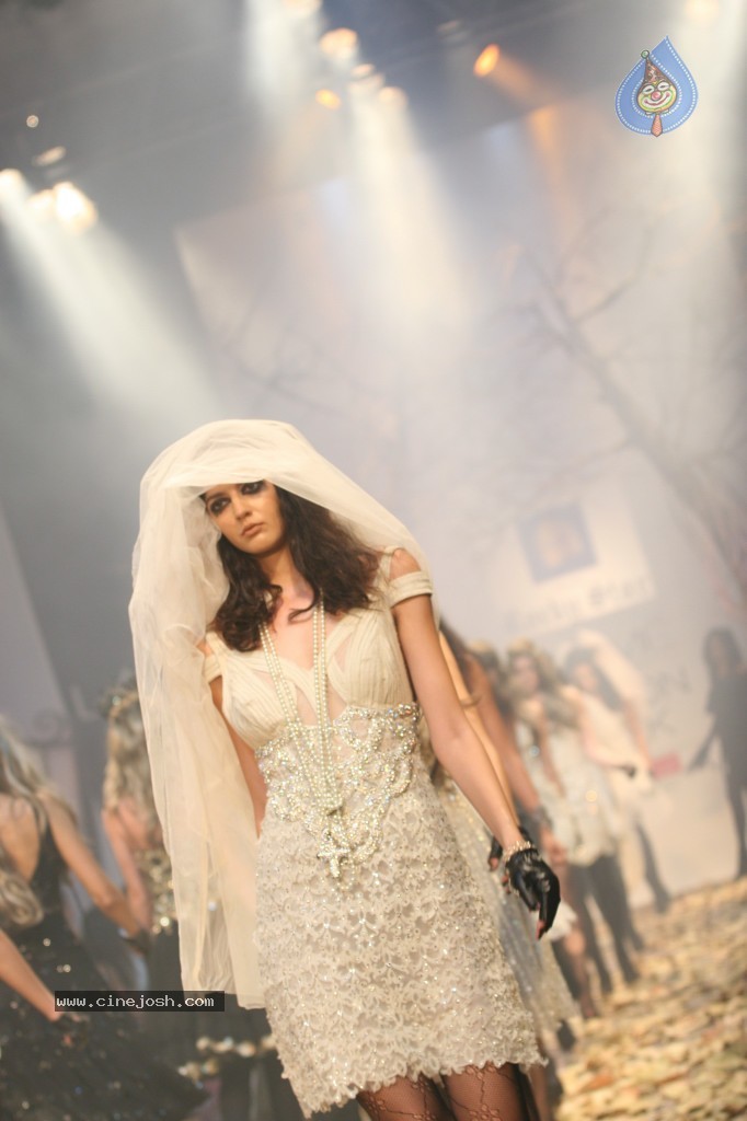 Lakme Fashion Week Grand Finale All Shows - 77 / 146 photos