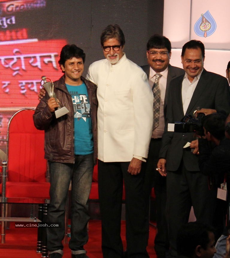 Lokmat Awards 2011 - 27 / 47 photos