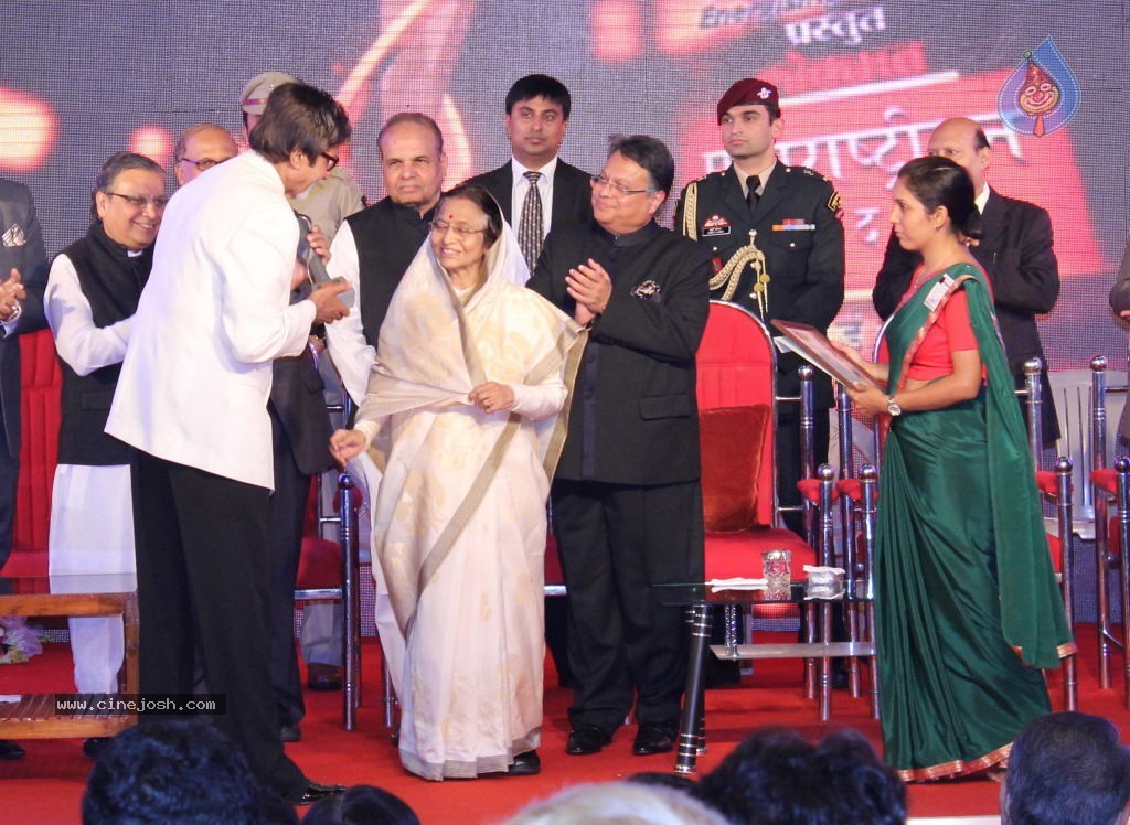 Lokmat Awards 2011 - 45 / 47 photos