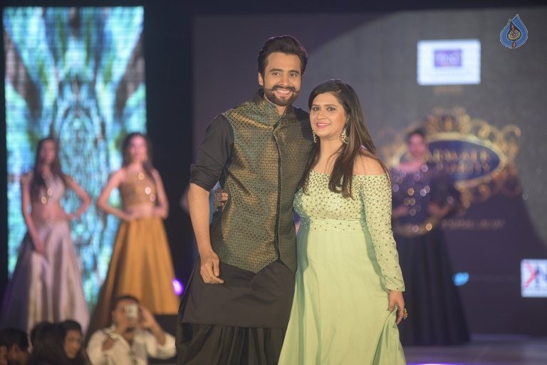 Manali Jagtap's Star Walk Fashion Show - 32 / 57 photos