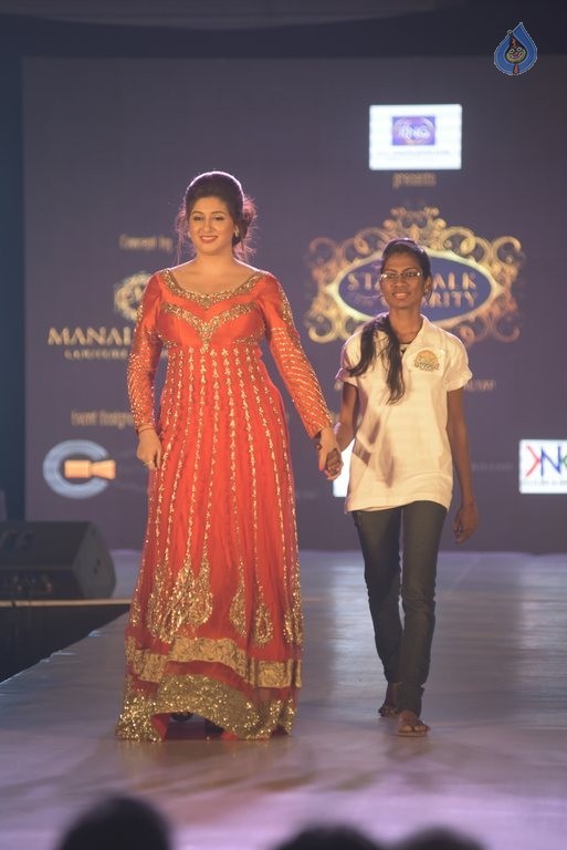 Manali Jagtap's Star Walk Fashion Show - 43 / 57 photos