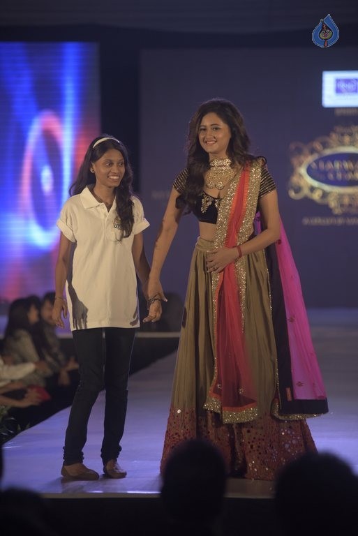 Manali Jagtap's Star Walk Fashion Show - 49 / 57 photos