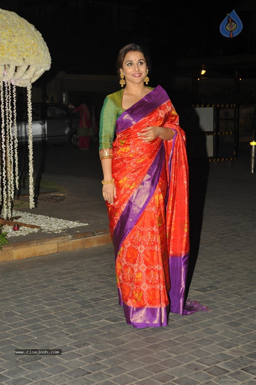 Manish Malhotra Niece Riddhi Malhotra Wedding Reception - 46 / 125 photos
