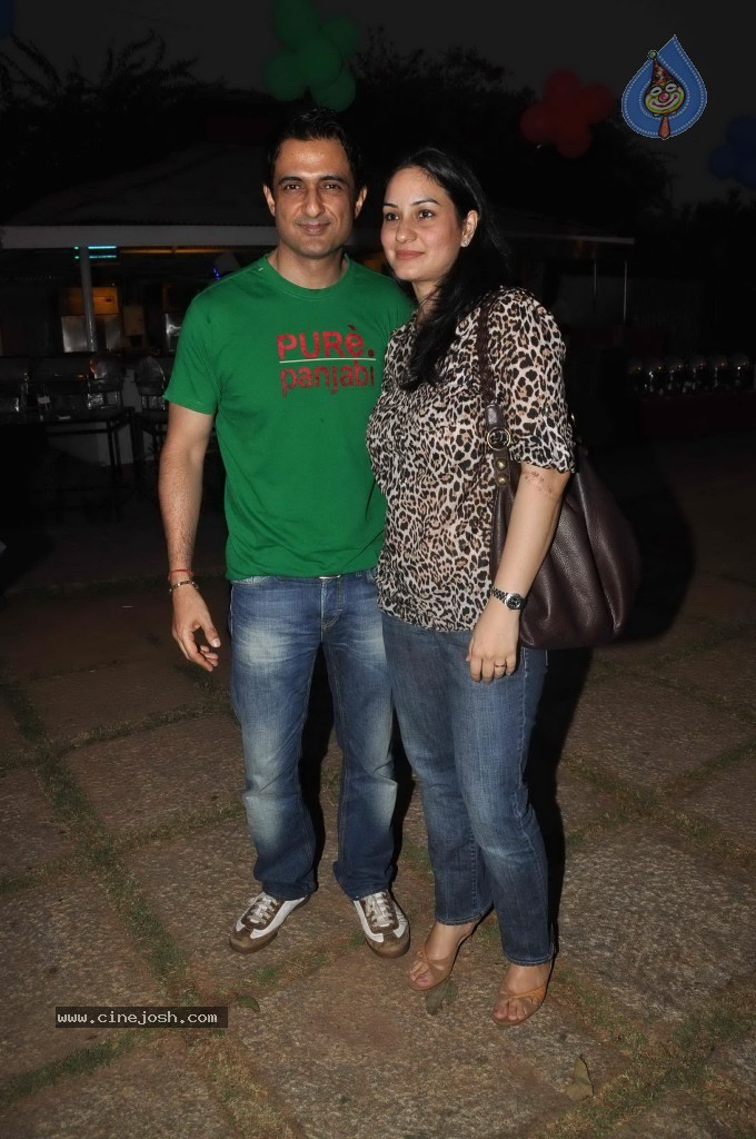 Manoj Bajpai Children Bday Bash - 34 / 57 photos