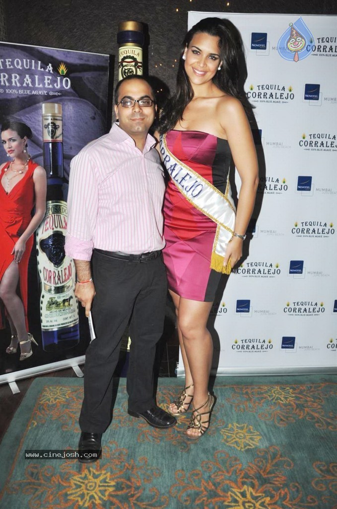 Miss Mexico Elisa Najera at Corralejo Party - 12 / 30 photos