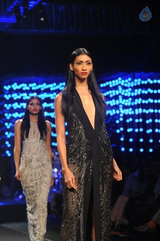 Models Walk the Ramp at BPFT 2015 - 5 / 61 photos