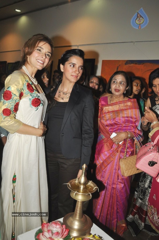 Punam Salecha Lotus Art Exhibition - 28 / 31 photos