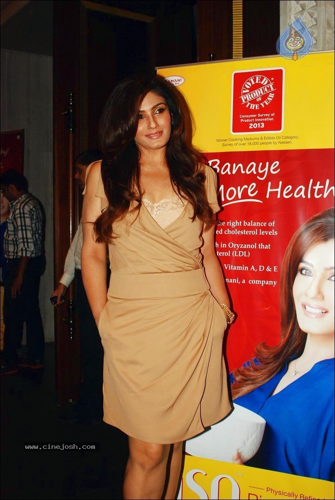 Raveena Tandon as Riso Ricebran Oil Ambassador - 26 / 47 photos