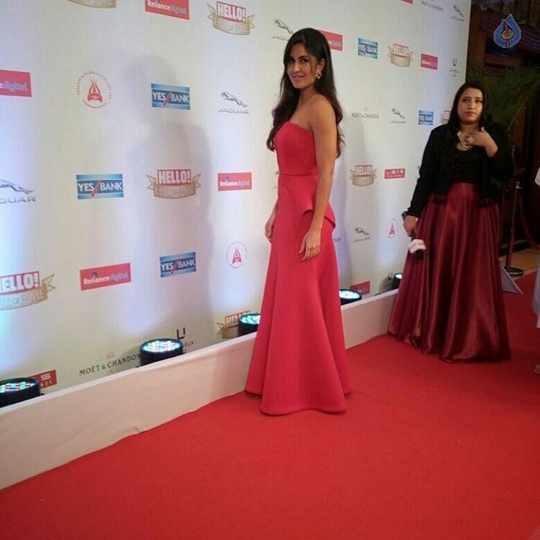 Red Carpet of Hello Hall Of Fame Awards Photo 8 of 30
