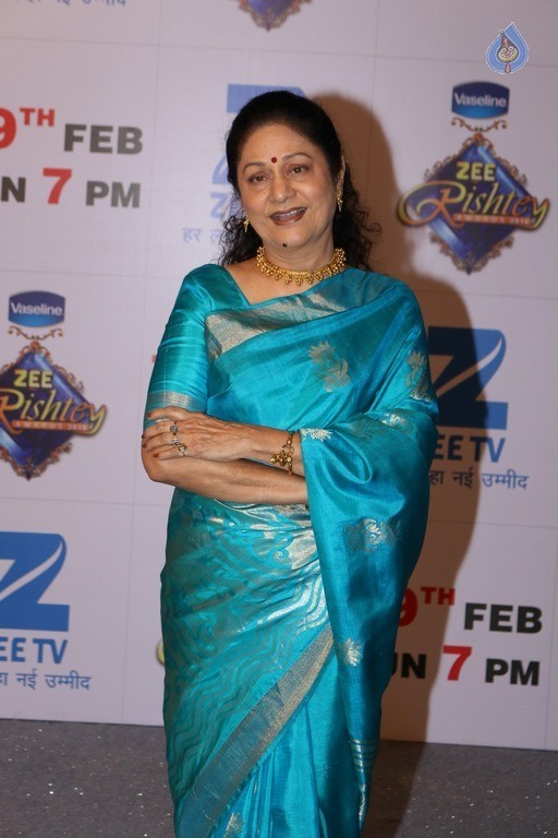 Red Carpet Of Zee Rishtey Awards - 13 / 63 photos