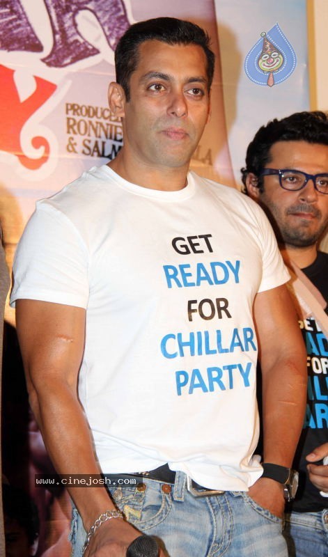 Bollywood: Salman Khan at Chillar Party Movie Press Meet - 3 / 30 photos