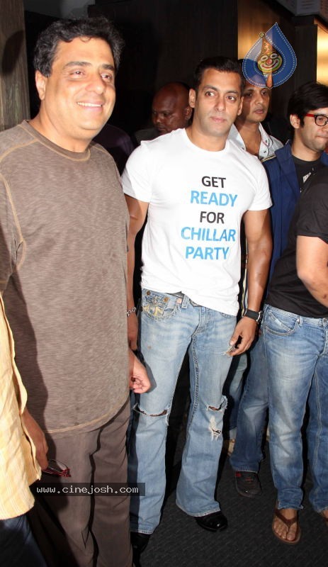 Bollywood: Salman Khan at Chillar Party Movie Press Meet - 13 / 30 photos