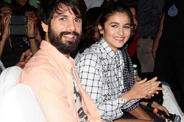 Shaandaar Song Launch - 20 / 42 photos