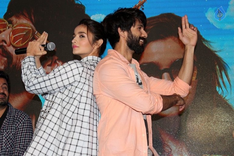 Shaandaar Song Launch - 34 / 42 photos