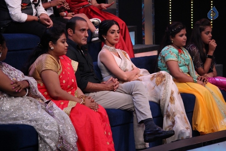 Sridevi Promotes Mom at Sa Re Ga Ma Pa Sets - 7 / 21 photos