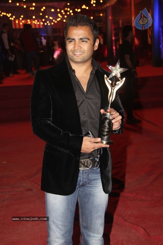 Stardust Awards 2012 - 101 / 150 photos