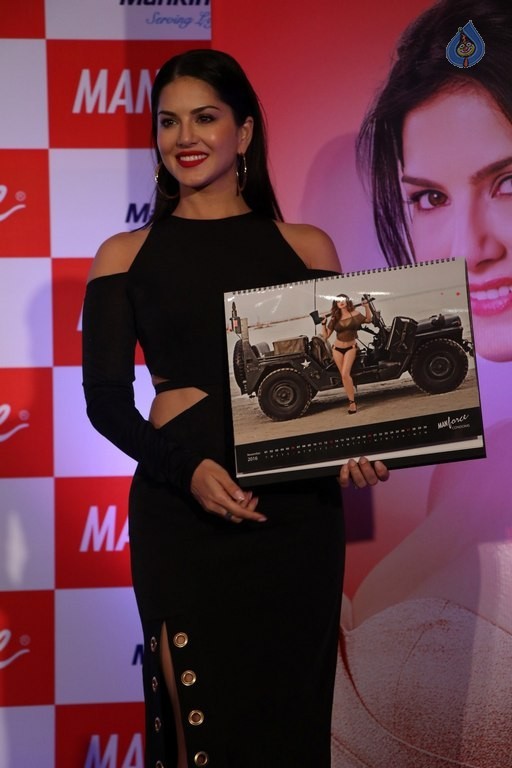 Sunny Leone Launches Manforce Calendar - 20 / 41 photos